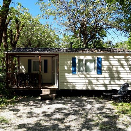 Отель Camping La Boheme Турнон-сюр-Рон Экстерьер фото